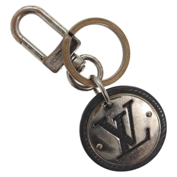 LOUIS VUITTON LV Circle Key Holder Metal Silver M67362 LV Auth 118720 - Picture 1 of 3